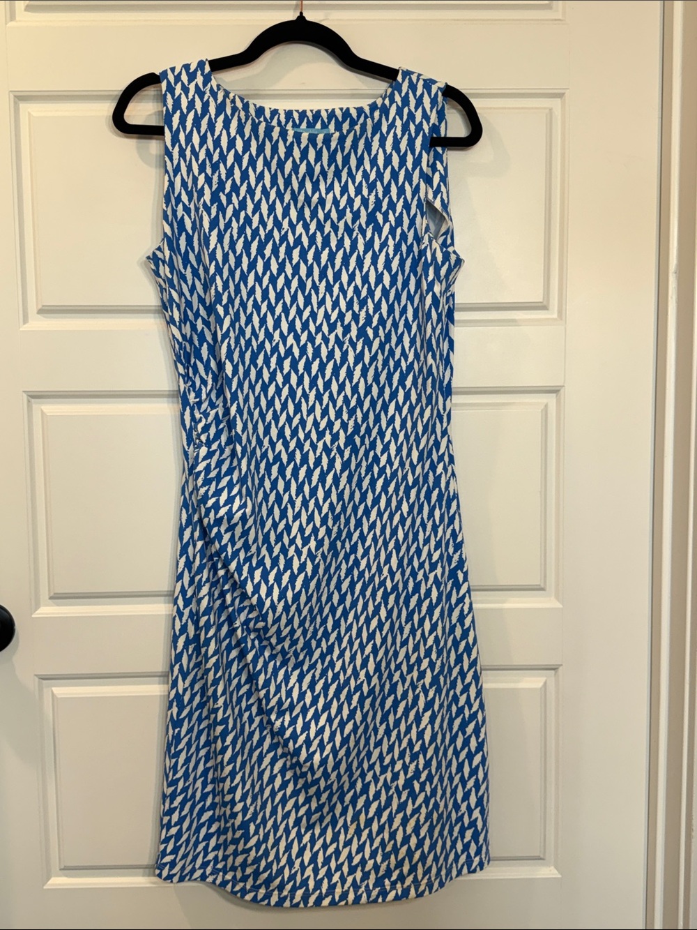 J. McLaughlin Blue Print Sleeveless Ruched Dress Sheath medium